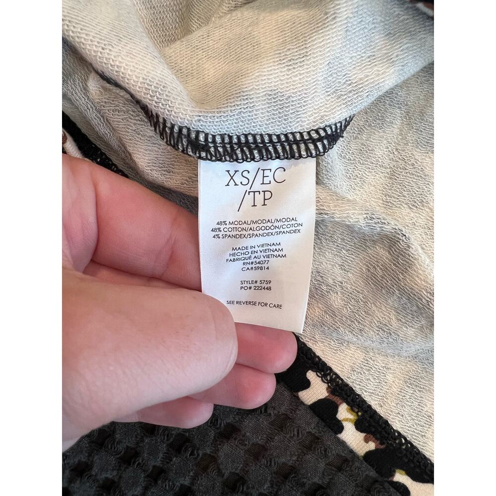 Cabi Tank | Womens Leopard Athletic Top | XS - Picture 6 of 8